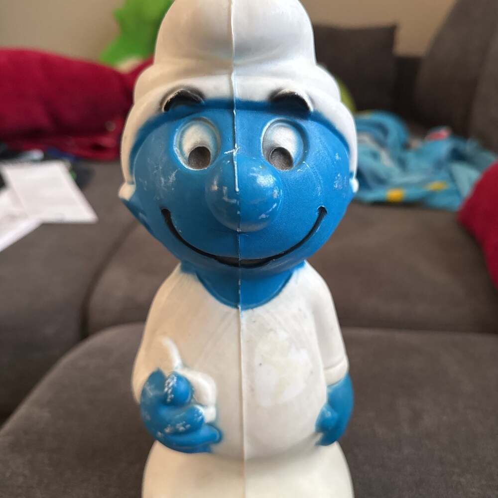 Vintage 1982 Smurf Blow Mold Coin Bank No. 25